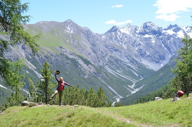 Overlooking the valley (tomorrow we go up the mountain on the left, through the grassy area on top)