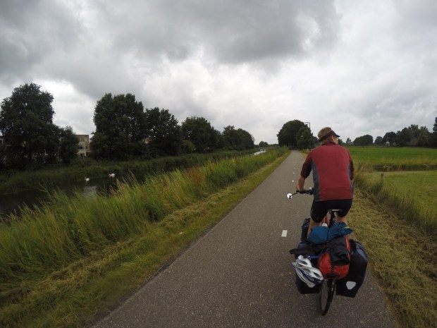 Canal-side route into Amersfoort
