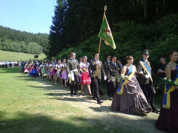 Parade of fancy dresses and uniform